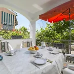 Tina Apartman