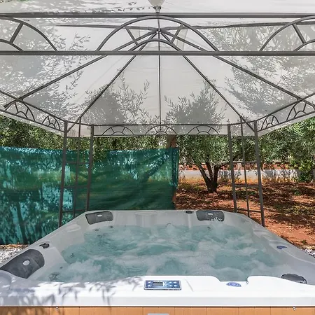 Tina Διαμέρισμα